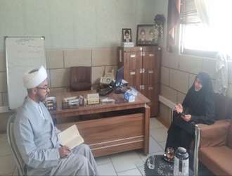 حضور روابط عمومی دانشکده علوم قرآنی شیراز در حوزه های علمیه برای اطلاع رسانی و پذیرش طلاب